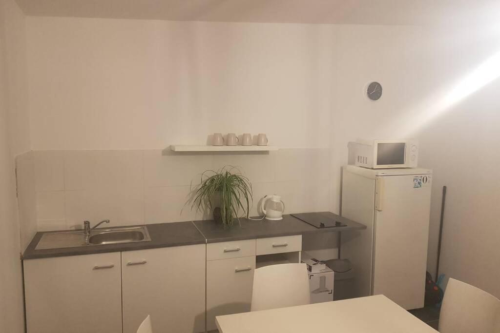 Petite Maison Au Calme Apartman Macey  Kültér fotó